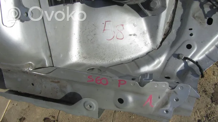 Volvo V60 Ćwiartka przednia 