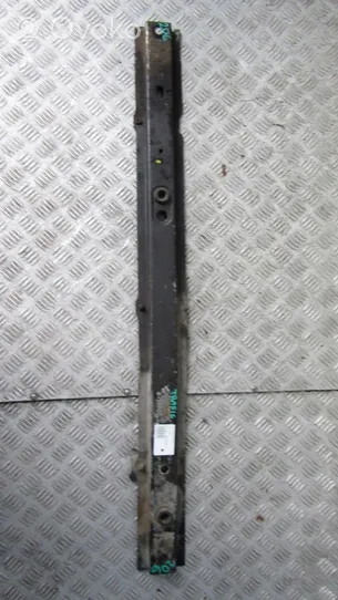 Renault Trafic II (X83) Traverse inférieur support de radiateur 020086