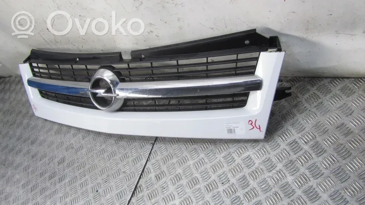 Opel Movano B Front bumper upper radiator grill 