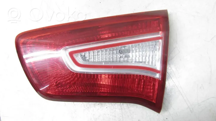 KIA Sportage Lampy tylnej klapy bagażnika 