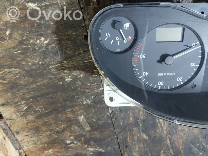 Volkswagen Sharan Speedometer (instrument cluster) 7M1919882L