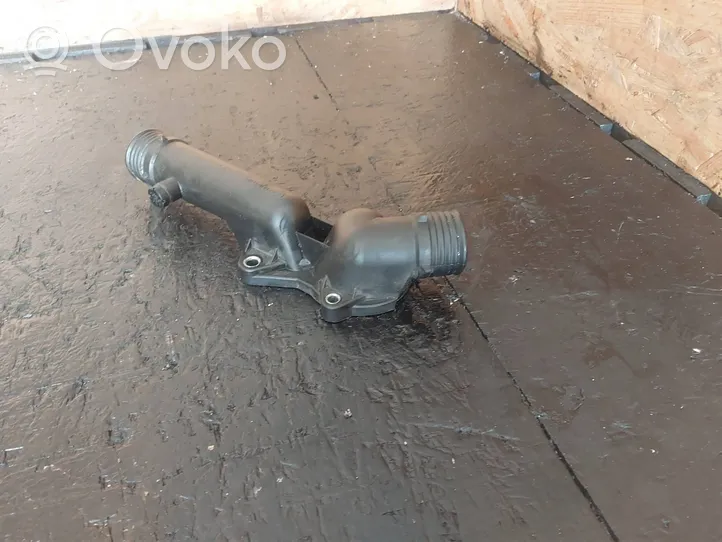 BMW 5 E39 Engine coolant pipe/hose 11531740478