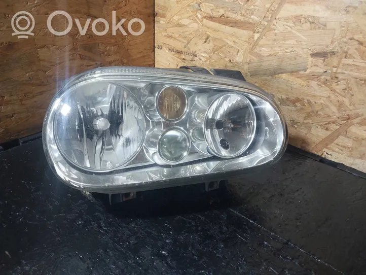 Volkswagen Golf IV Lampa przednia 1J1941016C