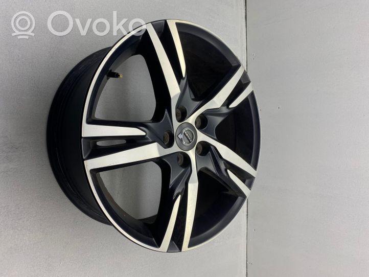 Volvo XC40 Felgi aluminiowe R18 31445812