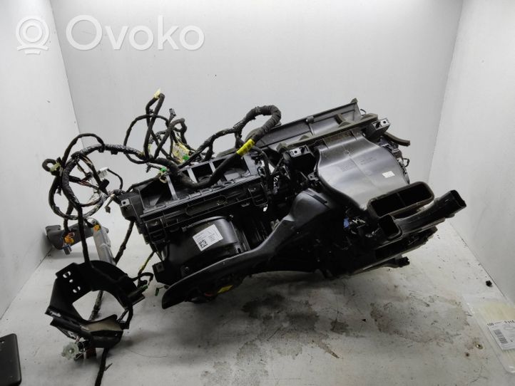 Volvo XC40 Scatola climatizzatore riscaldamento abitacolo assemblata 32130492