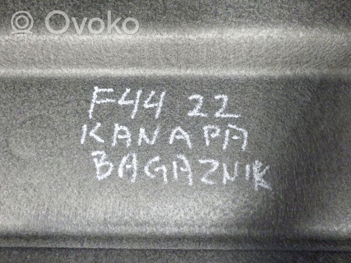 BMW 2 F44 Kita bagažinės apdailos detalė 7484059