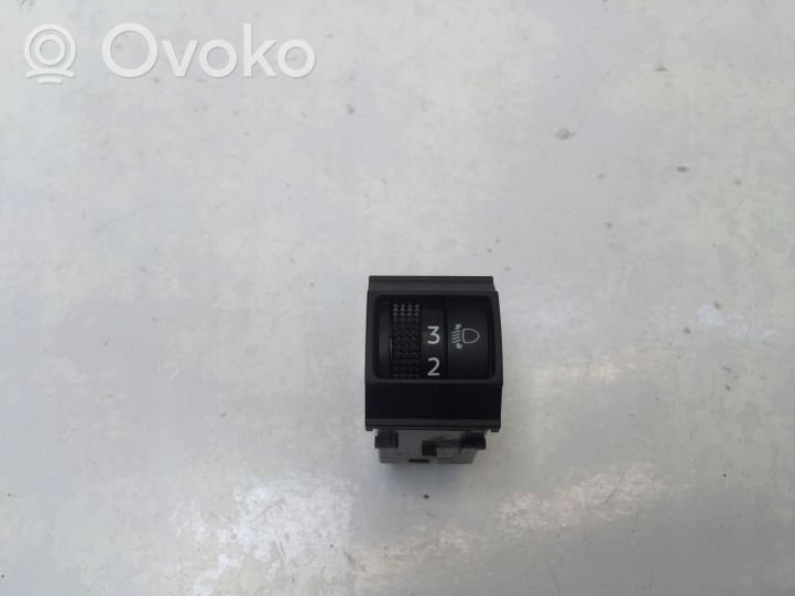 Nissan Qashqai J12 Bouton commande réglage hauteur de phares 6RA0A