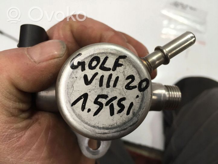 Volkswagen Golf VIII Pompe d'injection de carburant à haute pression 05E127027D