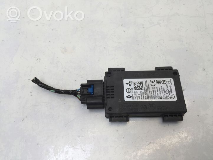 Nissan Qashqai J12 Sensore radar Distronic 284N03933R