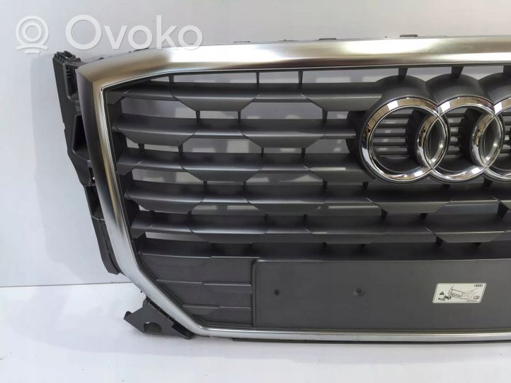 Audi Q2 - Grille calandre supérieure de pare-chocs avant 81A853651