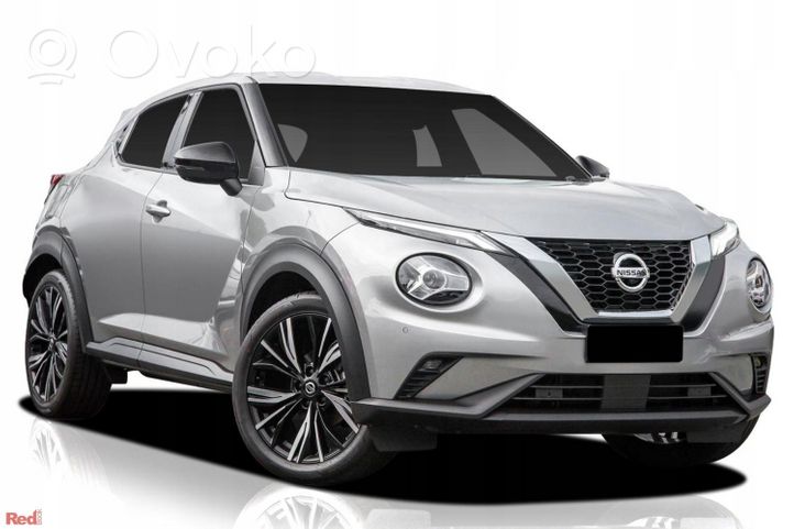 Nissan Juke II F16 Takaistuimen valo 