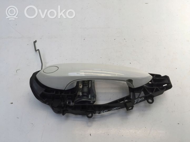 BMW 1 F40 Rankena atidarymo išorinė 9881778