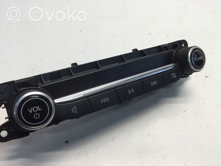 Ford Kuga III Head unit multimedia control LJ6T18K811CA