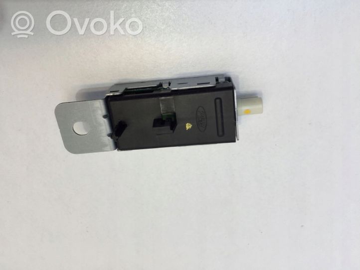 Ford Kuga III Antenna control unit LJ6T18C847BC