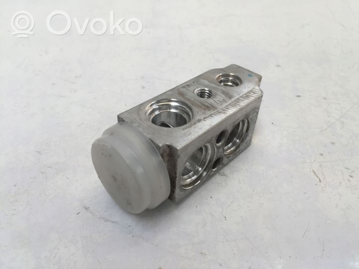 Hyundai i20 (BC3 BI3) Air conditioning (A/C) expansion valve DX1T1BCUAA