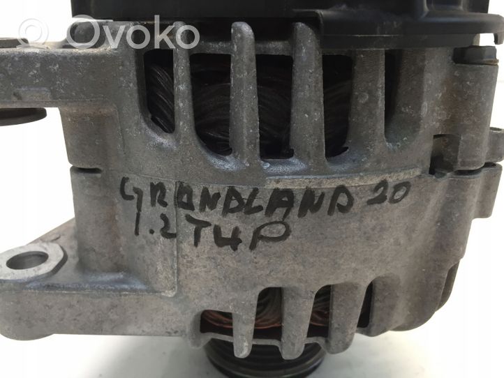 Opel Grandland X Générateur / alternateur 9826573480