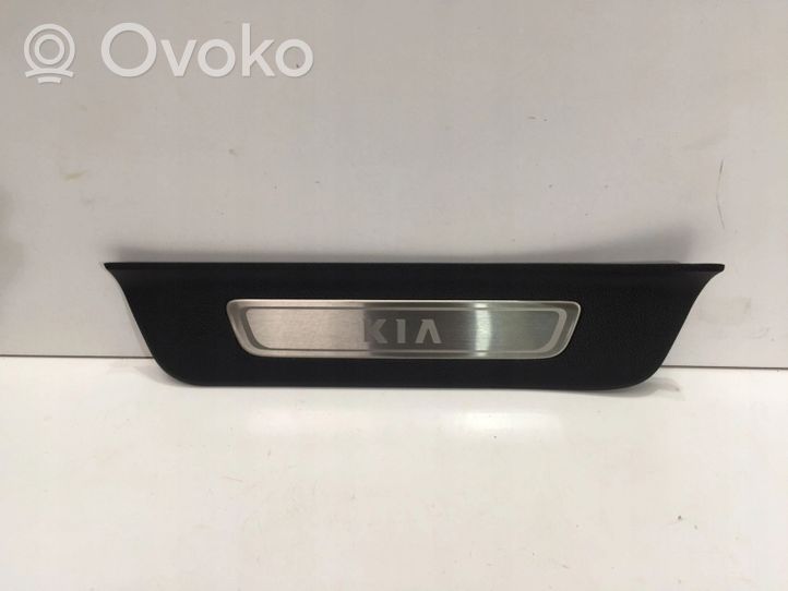 KIA Optima Takaoven kynnyksen suojalista 85878D4500