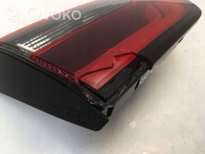 Honda Jazz IV GR Tailgate rear/tail lights 