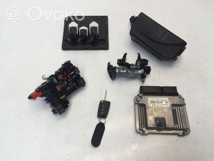 Audi A1 Juego de cerradura y set ECU del motor 04C907309BP