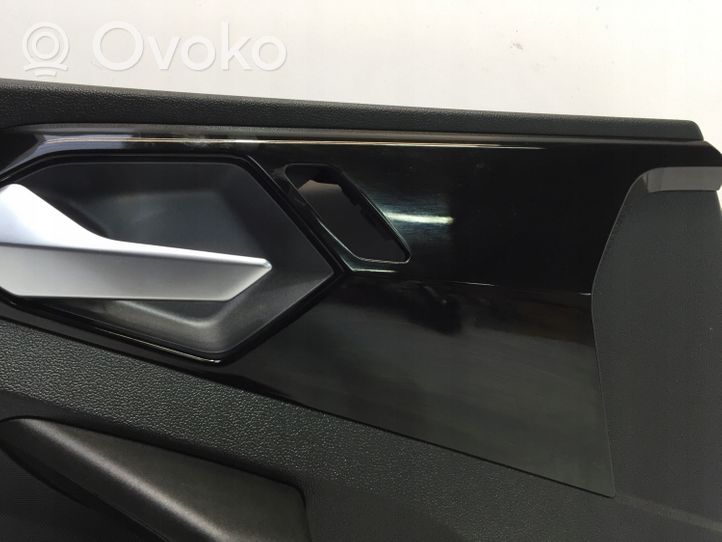 Audi A1 Apmušimas priekinių durų (obšifke) 82G867133