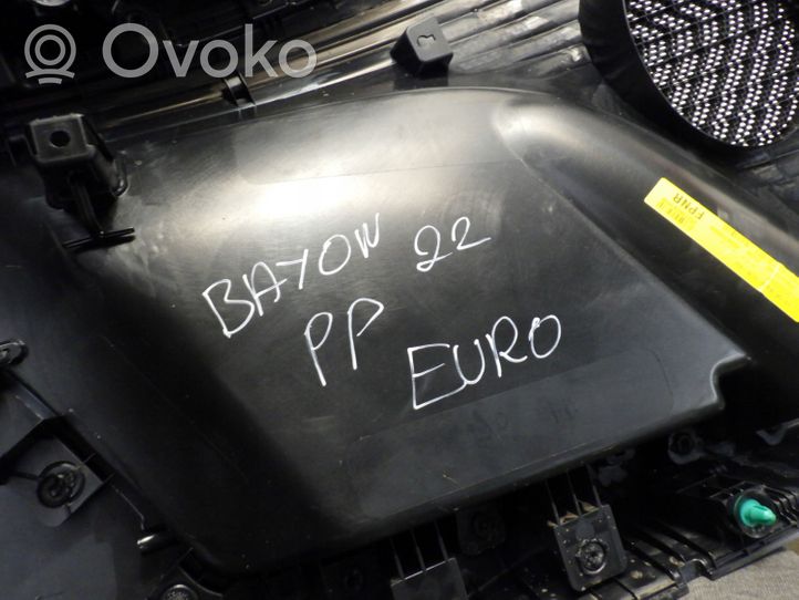 Hyundai Bayon Apmušimas priekinių durų (obšifke) 82380Q0000