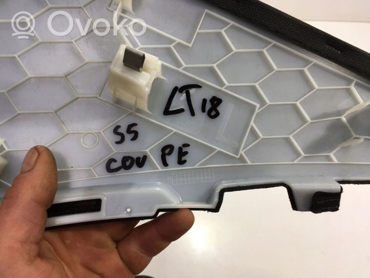 Audi A5 Altro elemento di rivestimento sottoporta/montante 8W6867287