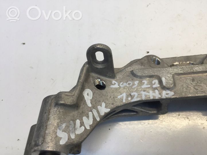 Peugeot 2008 II Supporto di montaggio del motore (usato) 9813582980