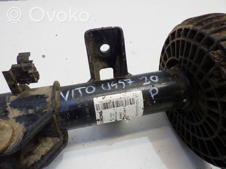 Mercedes-Benz Vito Viano W447 Fuso a snodo con mozzo ruota anteriore A4473203300