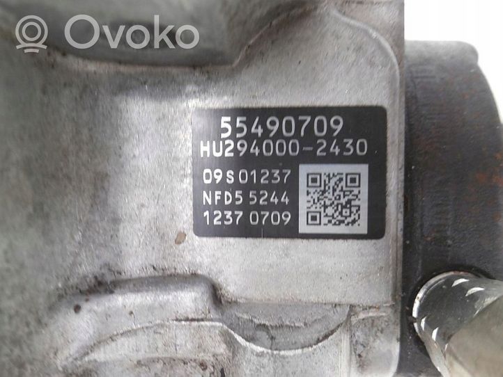 Opel Astra K Degalų (kuro) siurblys 55490709