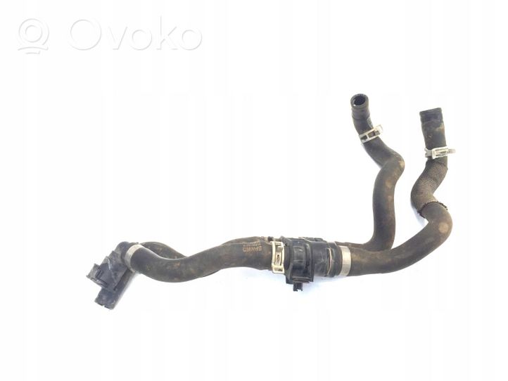 Volvo XC40 Tubo flessibile del liquido di raffreddamento del motore 32252121