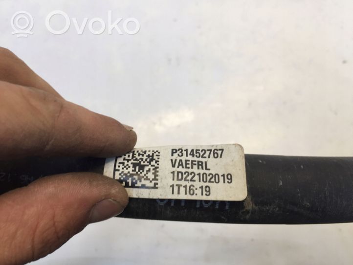 Volvo XC40 AdBlue-nestesäiliön täyttöputki 31452767