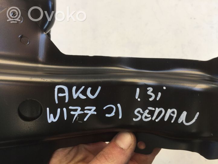 Mercedes-Benz A W177 Inne części komory silnika A1776265300