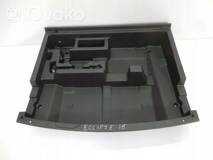 Mitsubishi Eclipse Cross Doublure de coffre arrière, tapis de sol 7646A389