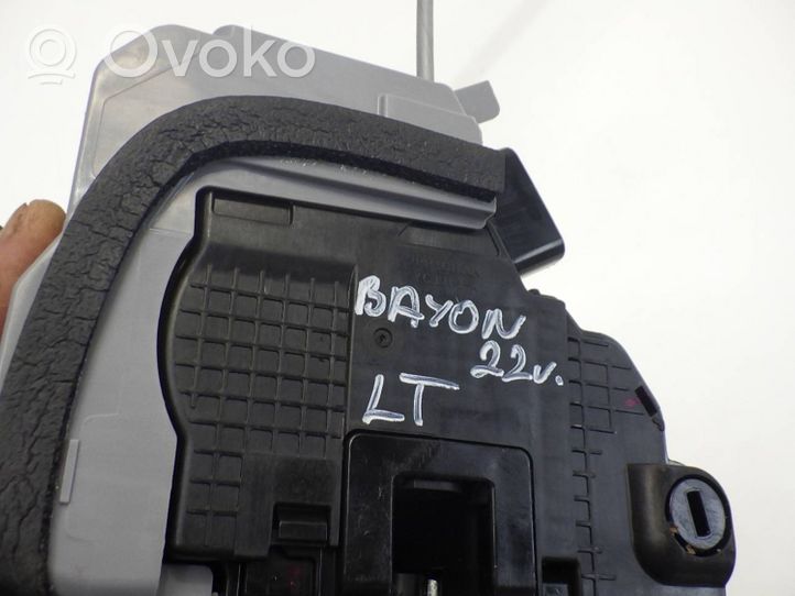 Hyundai Bayon Etuoven lukko 81410-Q0400