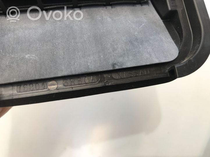 Nissan Qashqai J12 Kratka wentylacyjna pod zderzakiem tylnym 768046RS0A