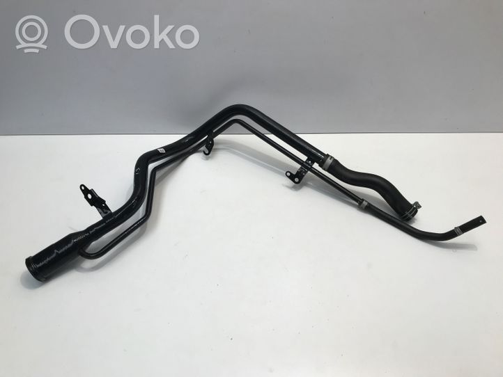 Nissan Qashqai J12 Tubo e bocchettone per riempimento serbatoio del carburante C271021