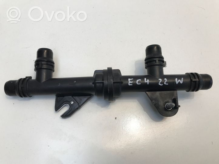 Citroen C4 III e-C4 Moottorin vesijäähdytyksen putki/letku 9834745480