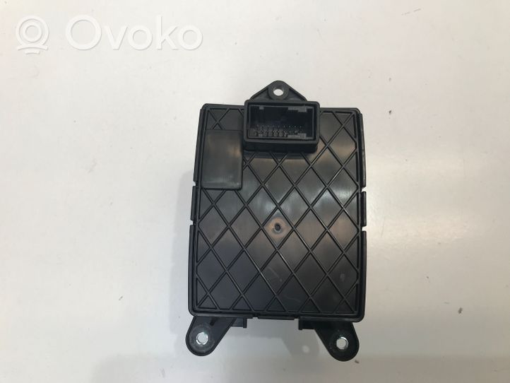 Ford Kuga III Manetki / Pokrętła / Łopatki zmiany biegów LX6P7P155EE