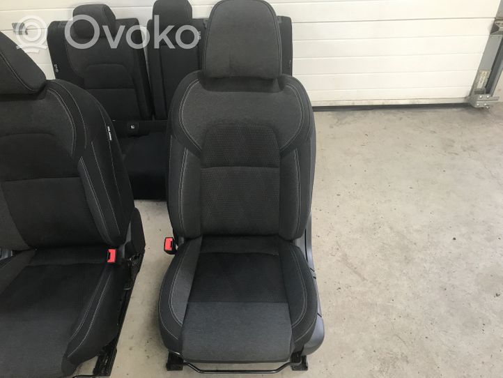 Nissan Qashqai J12 Fotele / Kanapa / Komplet 