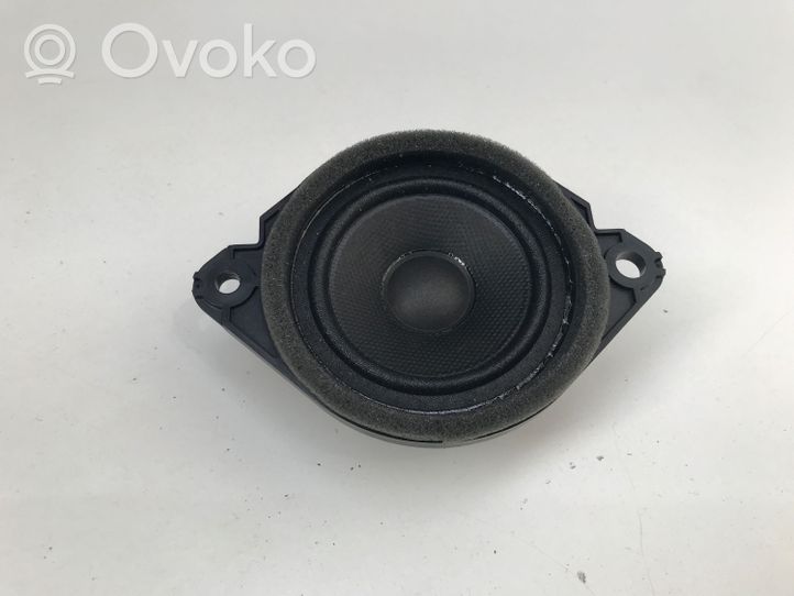 Nissan Qashqai J12 Maskownica centralnego głośnika deski rozdzielczej 283386PA0A