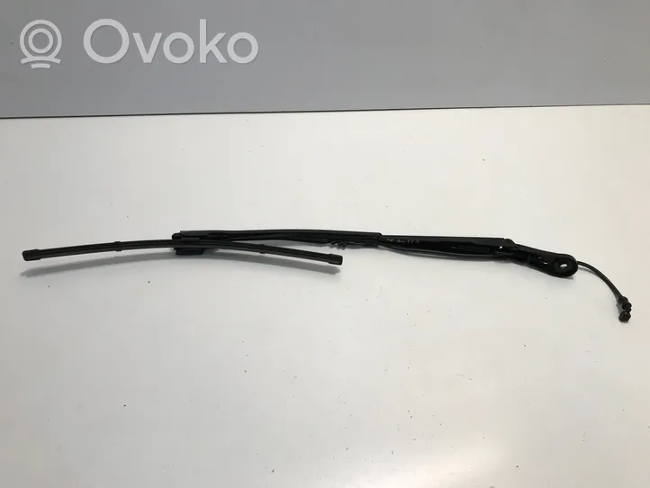 BMW 4 G22 G23 G24 G26 Priekinio stiklo valytuvas 9448920