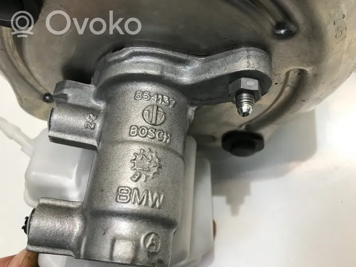 BMW 4 G22 G23 G24 G26 Główny cylinder hamulca 6879422