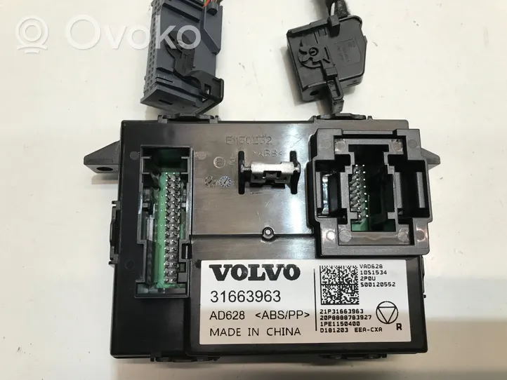 Volvo XC40 Altre centraline/moduli 31663963