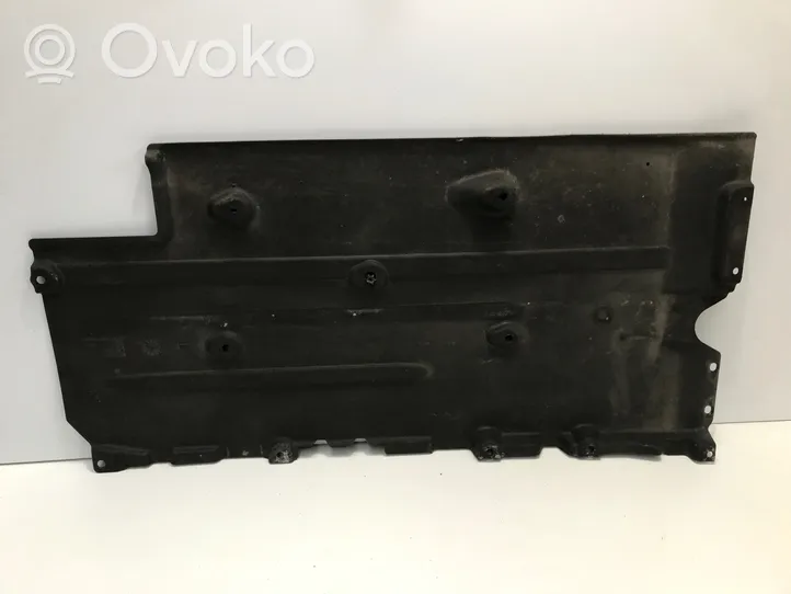 Volvo XC40 Osłona środkowa podwozia 32226467