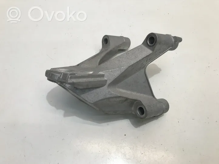 Mazda CX-60 Support, suspension du moteur 