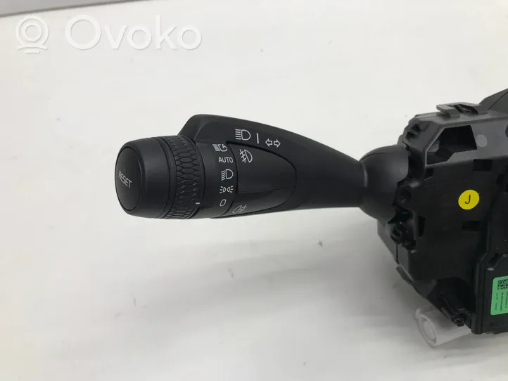 Volvo XC40 Leva/interruttore dell’indicatore di direzione e tergicristallo 32266827