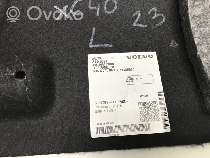 Volvo XC40 Tavaratilan sivuverhoilu 31440891