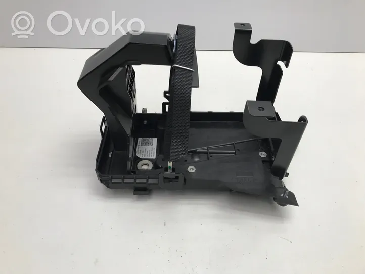 Volvo XC40 Battery box tray 32348534