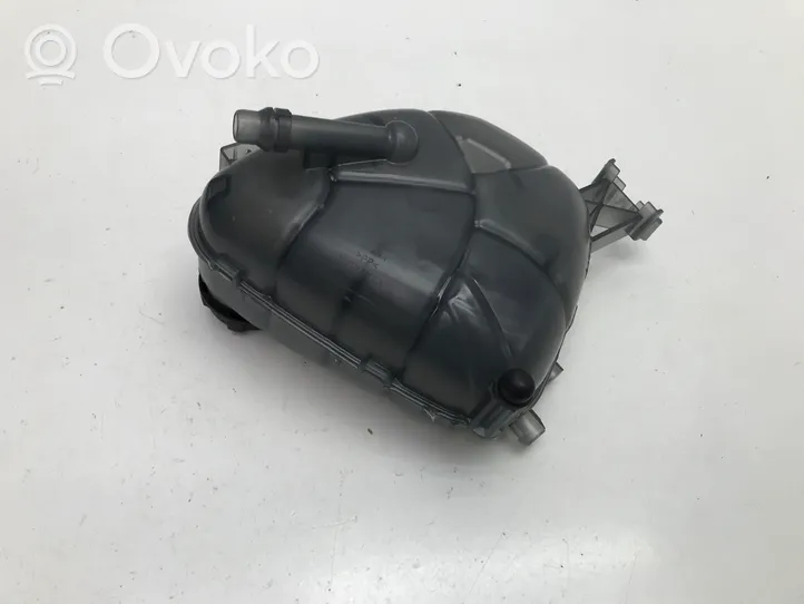 Volvo XC40 Coolant expansion tank/reservoir 31686047