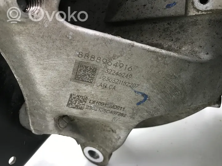 Volvo XC40 Olka-akselin laakeripesä 32246249